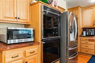 24220 Mentry Dr, Newhall, CA 91321 - Photo 7