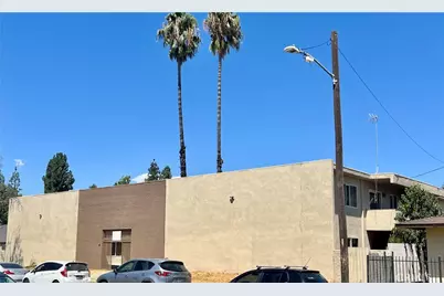 242 W Jackson Street, Rialto, CA 92376 - Photo 9