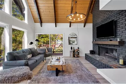 1074 Yellowstone Drive, Wrightwood, CA 92397 - Photo 15