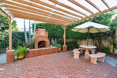 8316 Cherokee Drive, Downey, CA 90241 - Photo 27