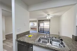 435 S Virgil Ave, Los Angeles, CA 90020 - Photo 17