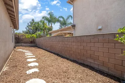 5722 Canoe Drive, Eastvale, CA 92880 - Photo 43