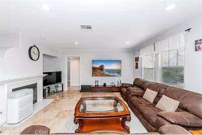 15841 Snowy Peak Lane, Fontana, CA 92336 - Photo 19