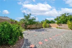 15841 Snowy Peak Ln, Fontana, CA 92336 - Photo 49