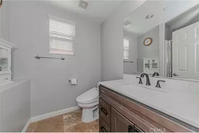 15841 Snowy Peak Lane, Fontana, CA 92336 - Photo 25