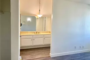 14293 Foothill Blvd, Sylmar, CA 91342 - Photo 25