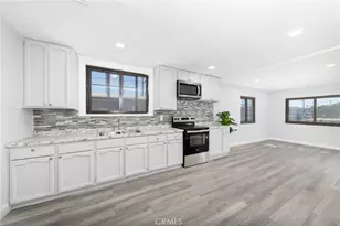 719 W Century, Los Angeles, CA 90044 - Photo 15