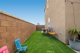 16763 Stag's Leap Ln, Fontana, CA 92336 - Photo 39
