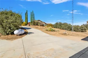 6297 Coleridge, Oak Hills, CA 92344 - Photo 61