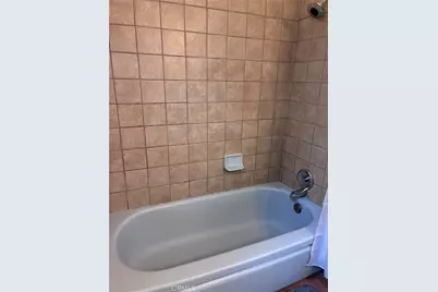 114 S Encina, Rialto, CA 92376 - Photo 25