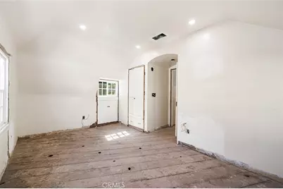 2000 N New Hampshire, Los Angeles, CA 90027 - Photo 33