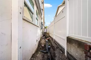 2000 N New Hampshire, Los Angeles, CA 90027 - Photo 39