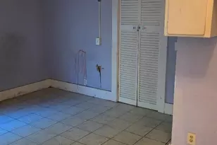 250 N Ridgewood Pl, Los Angeles, CA 90004 - Photo 11