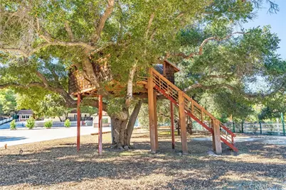 26251 Ravenhill Road, Canyon Country, CA 91387 - Photo 7