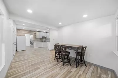 26251 Ravenhill Road, Canyon Country, CA 91387 - Photo 21