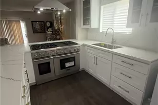 15935 Community St, North Hills, CA 91343 - Photo 7
