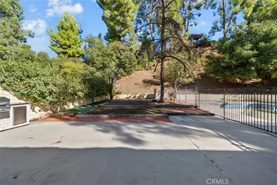4348 Topanga Canyon, Woodland Hills, CA 91364 - Photo 9