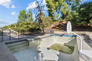 4348 Topanga Canyon, Woodland Hills, CA 91364 - Photo 11