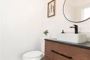 5743 Chesley Ave, Los Angeles, CA 90043 - Photo 15