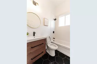 5743 Chesley Avenue, Los Angeles, CA 90043 - Photo 19