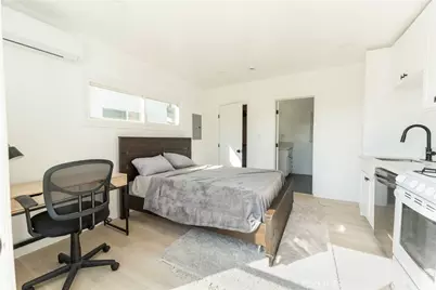 5743 Chesley Avenue, Los Angeles, CA 90043 - Photo 37