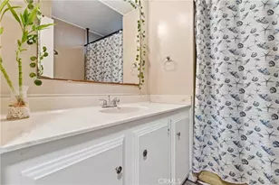 1097 N State St, Hemet, CA 92543 - Photo 11