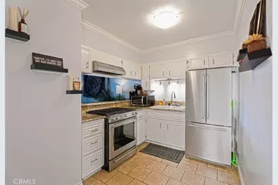 15344 Weddington, Sherman Oaks, CA 91411 - Photo 7