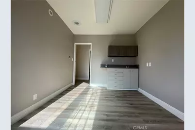 175 W La Verne, Pomona, CA 91767 - Photo 9