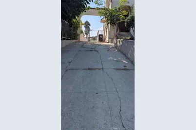 1638 Cortez Street, Los Angeles, CA 90026 - Photo 3