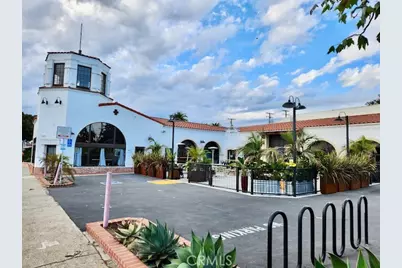 585 E Thompson Boulevard, Ventura, CA 93001 - Photo 1