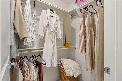 2464 Yellowstone Way, Rialto, CA 92377 - Photo 33