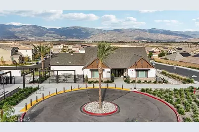 2464 Yellowstone Way, Rialto, CA 92377 - Photo 63