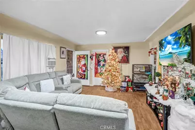 7848 Elm Street, Highland, CA 92410 - Photo 9