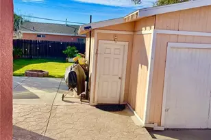 7848 Elm St, Highland, CA 92410 - Photo 7