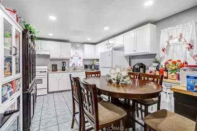 7848 Elm Street, Highland, CA 92410 - Photo 11