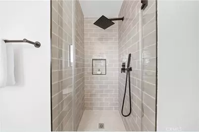 409 W Mountain View #6, La Habra, CA 90631 - Photo 23