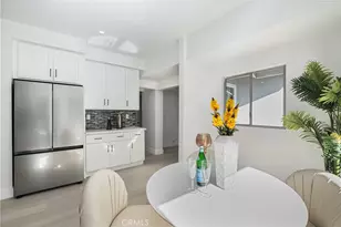 2410 8th Ave, Los Angeles, CA 90018 - Photo 17