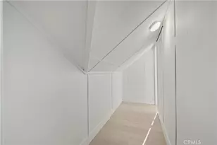 2410 8th Ave, Los Angeles, CA 90018 - Photo 31