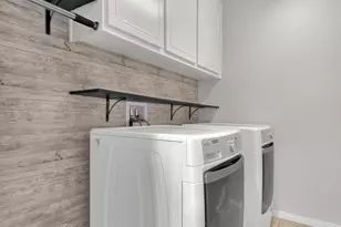 8043 Jamestown, Fontana, CA 92336 - Photo 25