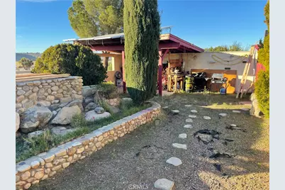 19574 Happy Valley, Apple Valley, CA 92308 - Photo 35