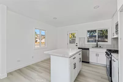 1259 Holly Vista, San Bernardino, CA 92404 - Photo 9