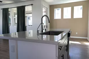 15992 Jaime Ln, Fontana, CA 92336 - Photo 9