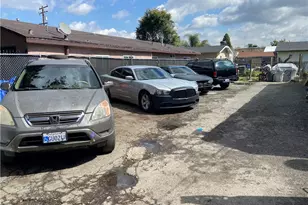 12106 S Willowbrook, Compton, CA 90222 - Photo 5