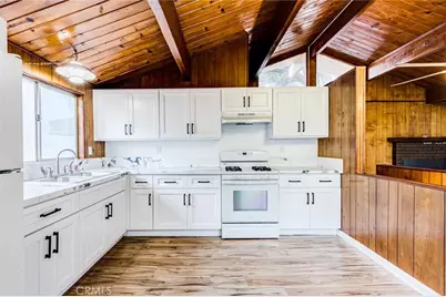 389 Dorn Drive, Crestline, CA 92325 - Photo 9