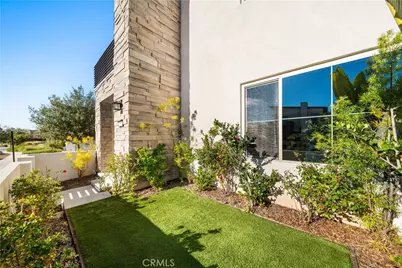 151 Scale, Irvine, CA 92618 - Photo 7