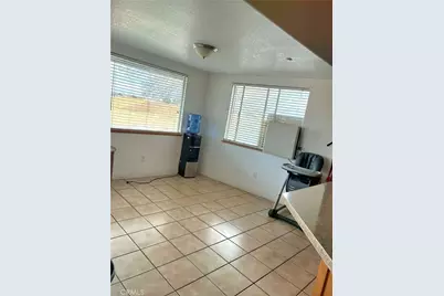 13991 Falling Leaf, Apple Valley, CA 92307 - Photo 3