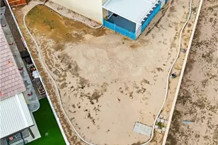 8923 Azalea Springs Rd, Oak Hills, CA 92344 - Photo 59