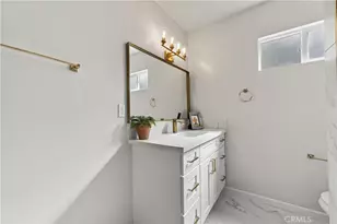 1960 Chariton St, Los Angeles, CA 90034 - Photo 13