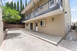 1960 Chariton St, Los Angeles, CA 90034 - Photo 47