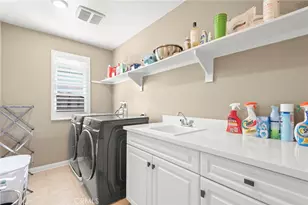 2855 E Howlett Ln, Ontario, CA 91762 - Photo 41